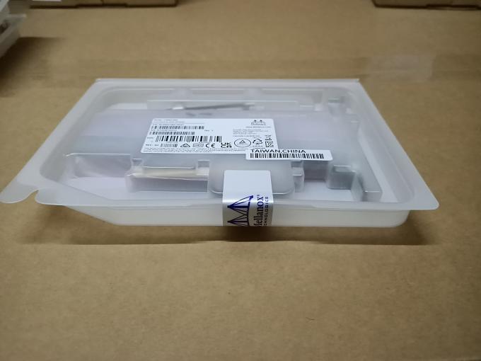 MCX653105A-HDAT-SP Mellanox Network Card 200GbE Single Port QSFP56 0